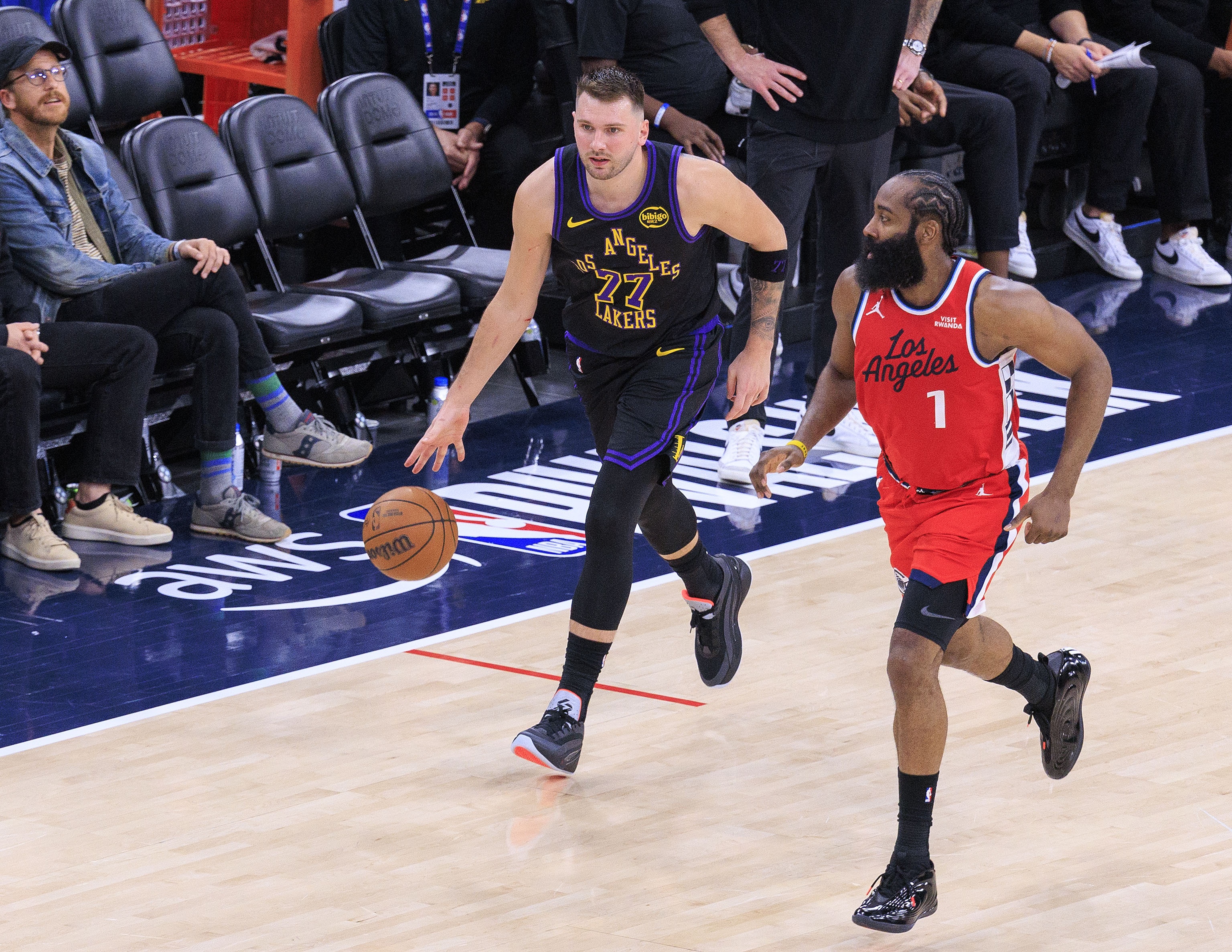 星空体育入口-东契奇单场至少46分7板11助且命中8记三分 历史第二人&amp;比肩16哈登